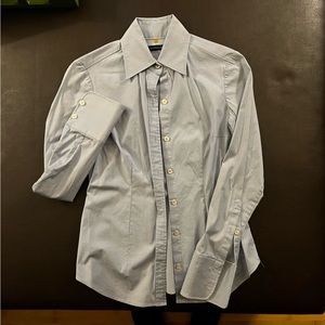 Tailored classic blue shirt